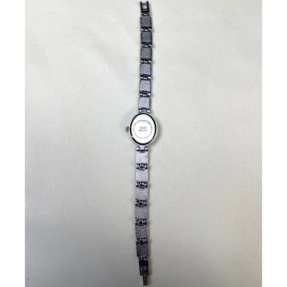 Vintage Ashley Fields Women's Silver Medal Link Watch SKU 5372 - Picture 3 of 7